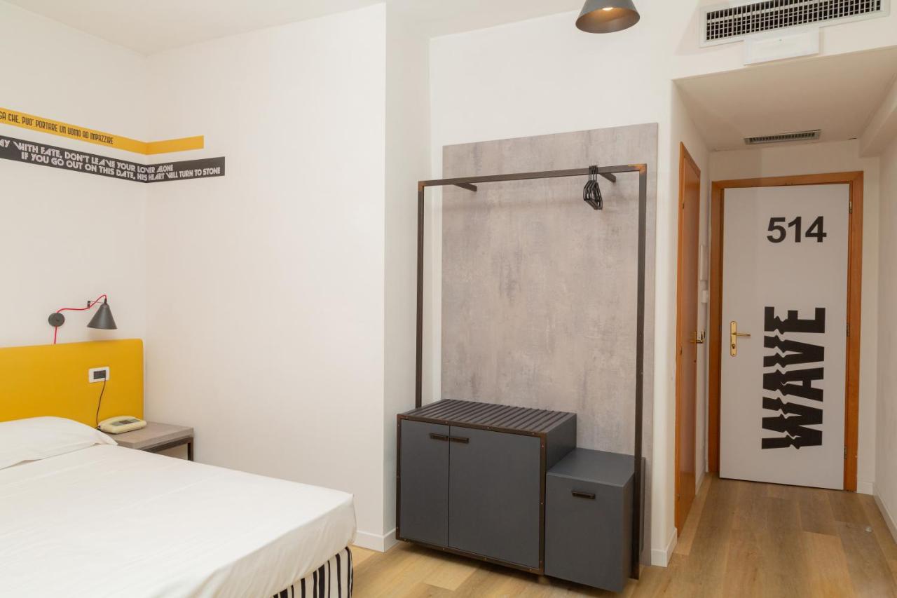Wave Hotel Acireale Exterior foto