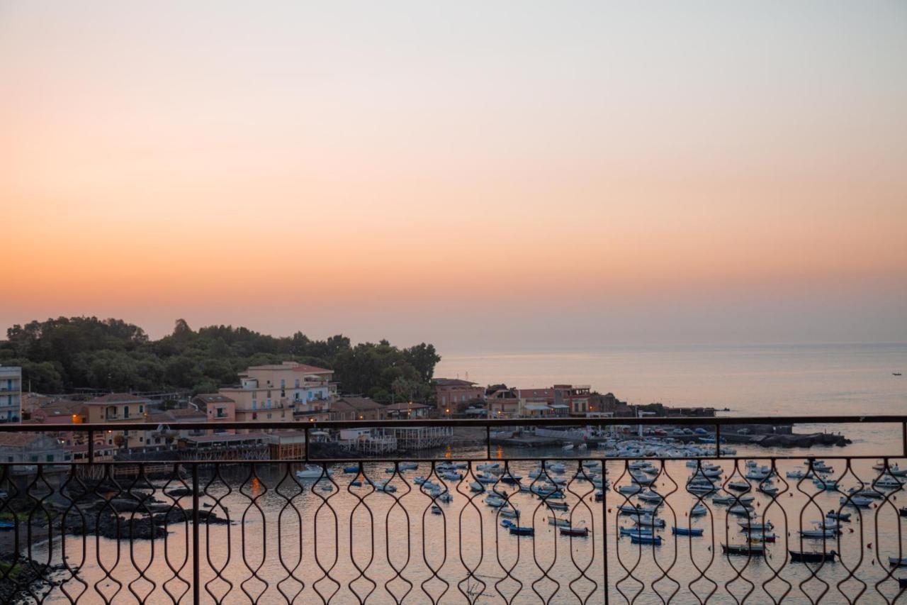 Wave Hotel Acireale Exterior foto