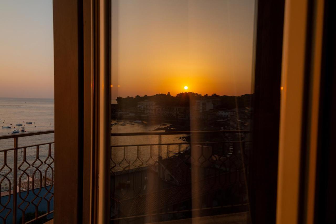 Wave Hotel Acireale Exterior foto