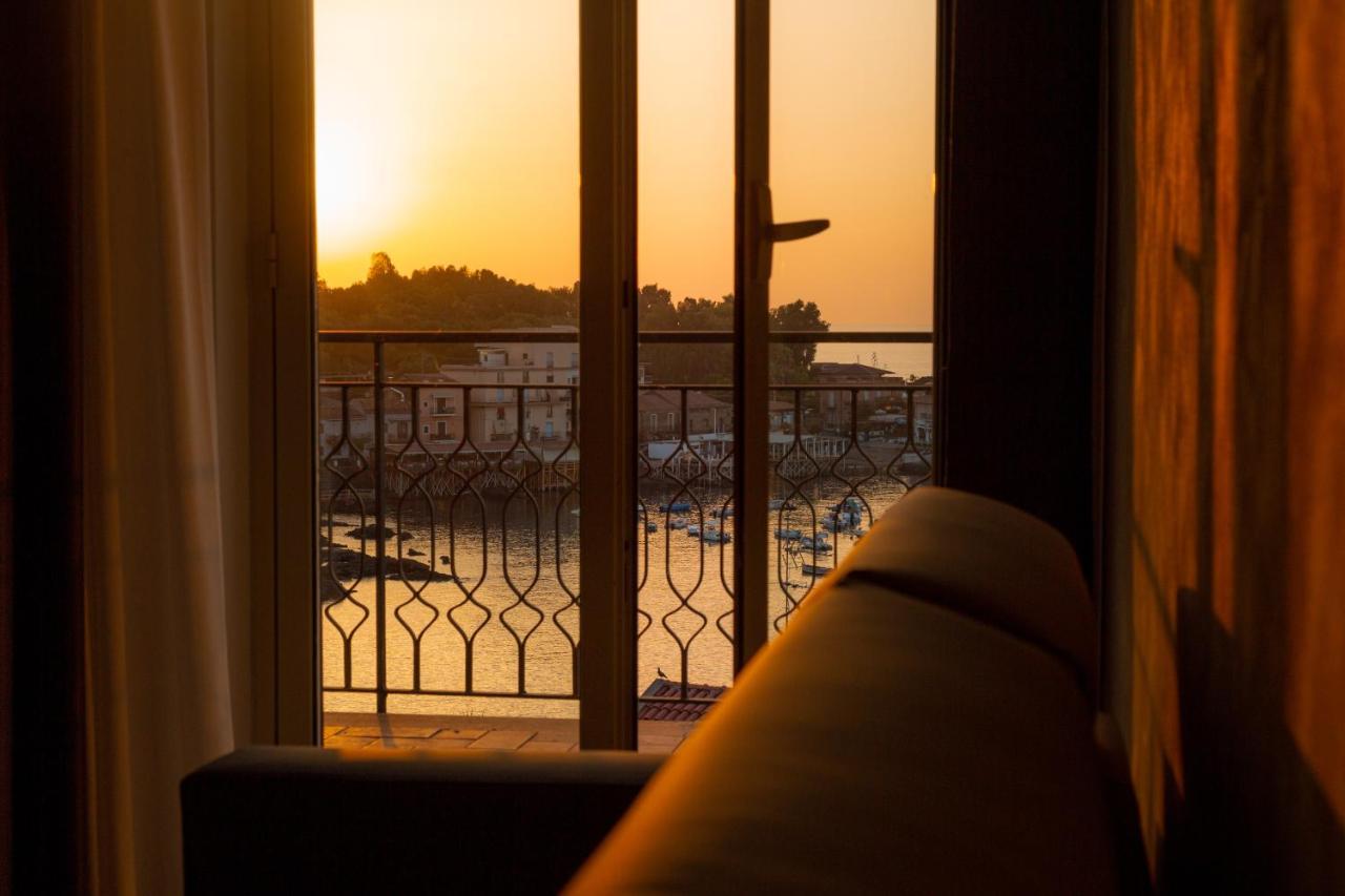 Wave Hotel Acireale Exterior foto