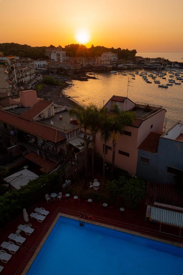 Wave Hotel Acireale Exterior foto