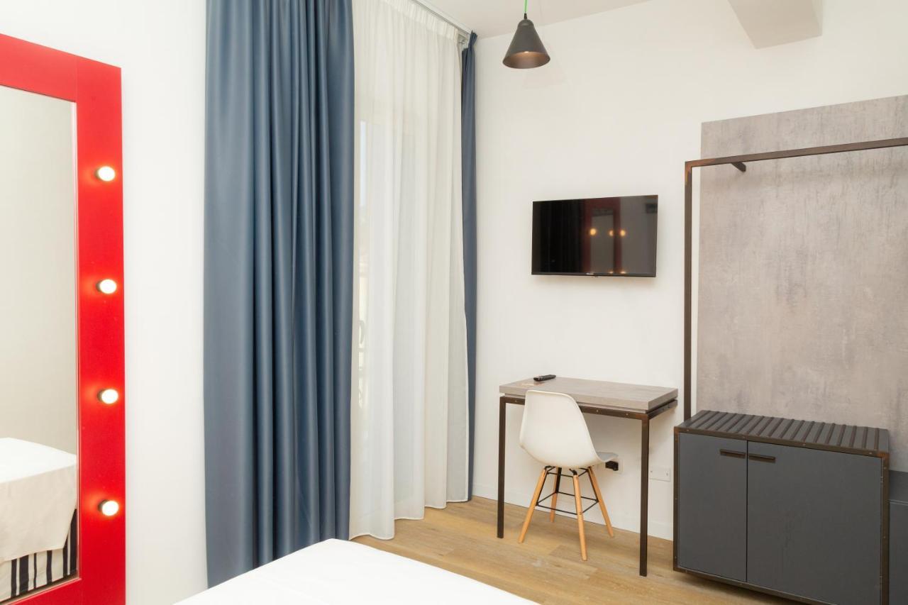 Wave Hotel Acireale Exterior foto