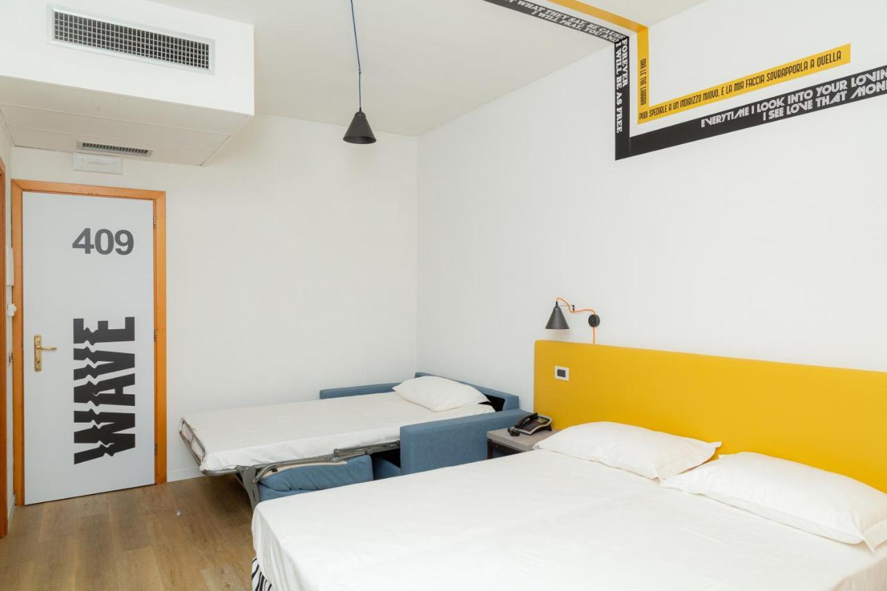 Wave Hotel Acireale Exterior foto
