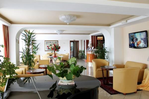 Wave Hotel Acireale Exterior foto